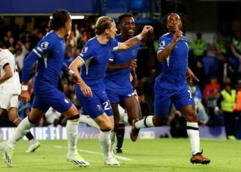 Sterling Braces Chelsea Past Luton Town