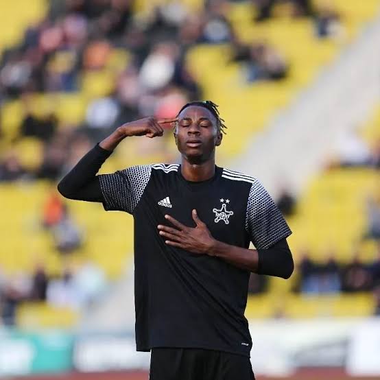 Famesports Football Club Management, Captain Hail Rasheed Akanbi For Donating Kits