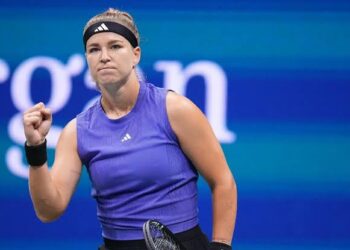 Muchová Outlasts Williams in Thrilling Three-Set Match