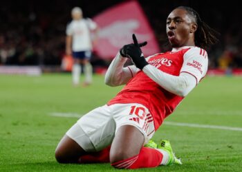Eze Shines As Arsenal Spank Sorry Tottenham